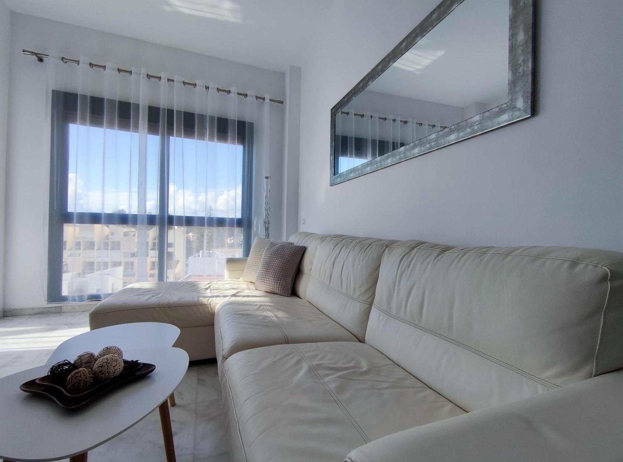 エステポナLuxury Duplex Infinity Pool Ehhouseアパートメント エクステリア 写真