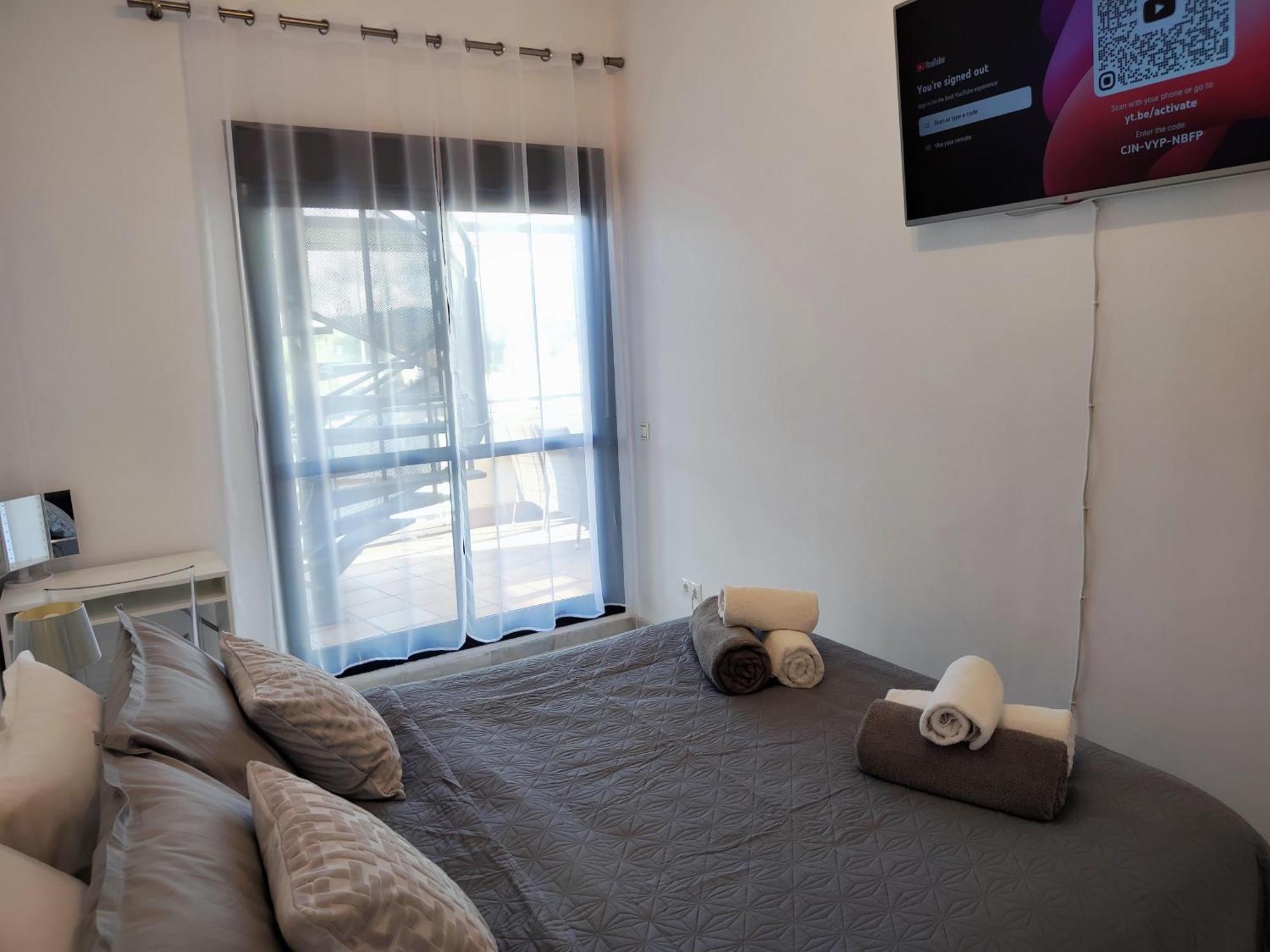 エステポナLuxury Duplex Infinity Pool Ehhouseアパートメント エクステリア 写真