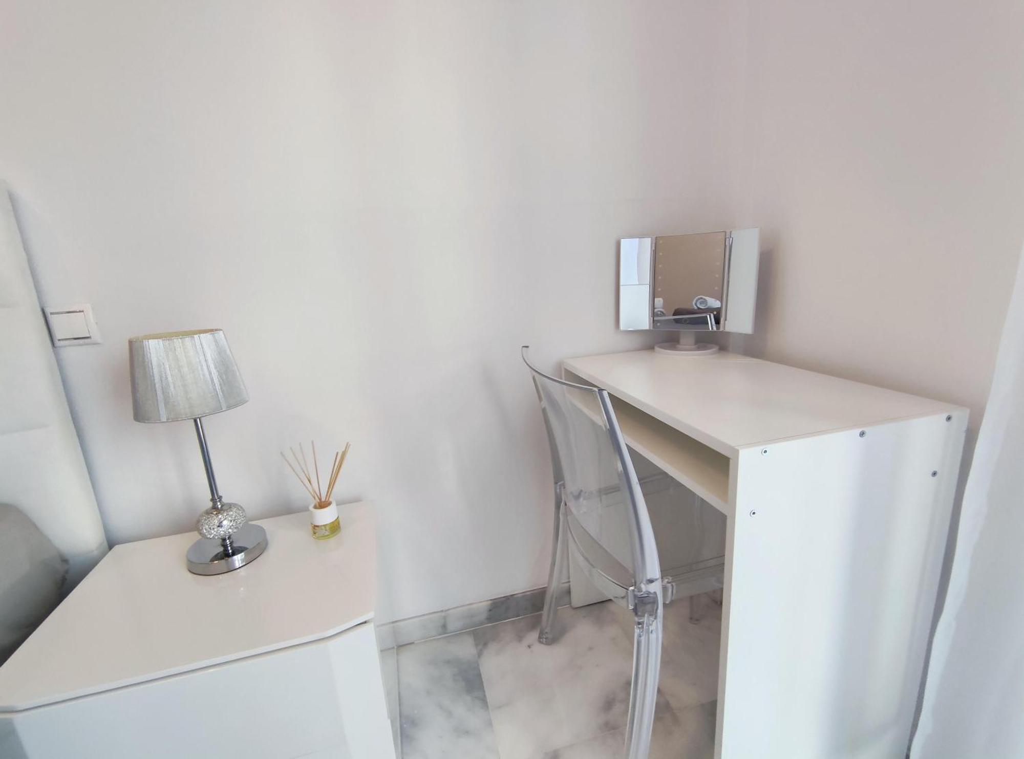 エステポナLuxury Duplex Infinity Pool Ehhouseアパートメント エクステリア 写真